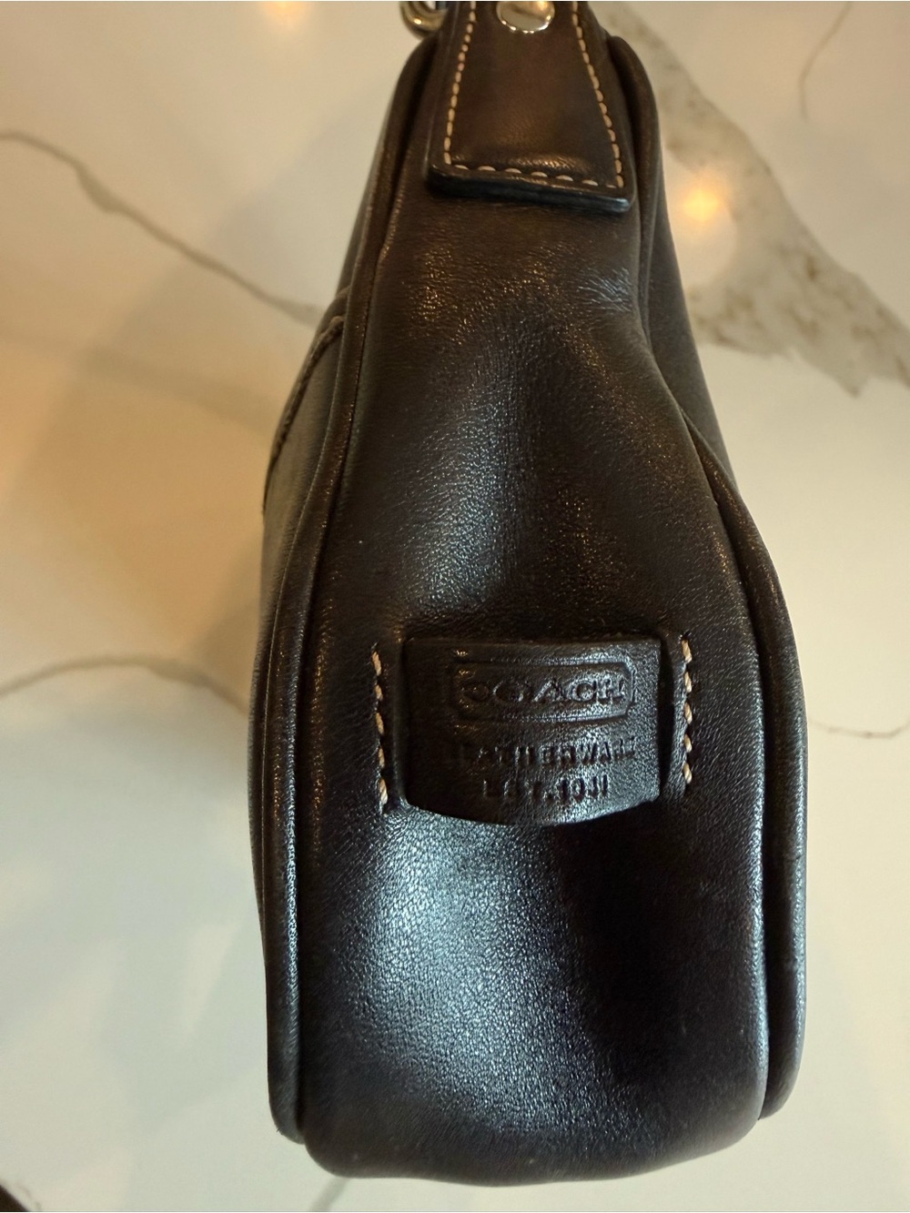 COACH-Hampton Demi Hobo- #7593 circa 2012 - Picture 4 of 9